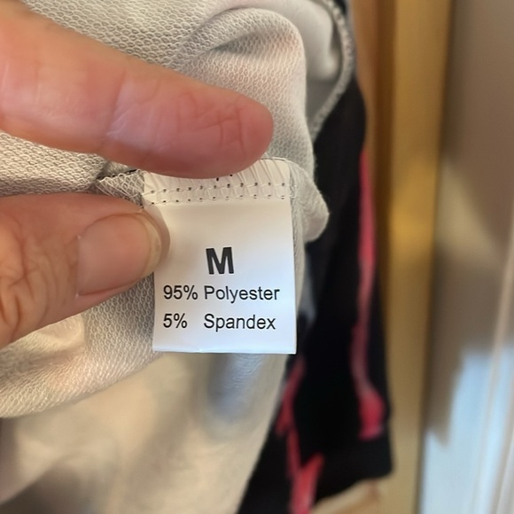 Cute boutique hoodie - Picture 3 of 3